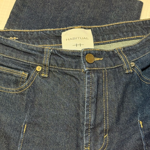 Habitual Wide Leg Jeans Size 6/28 Dark Wash - Picture 4 of 6